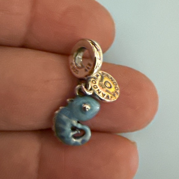 Pandora Blue Chameleon Charm - Picture 5 of 7